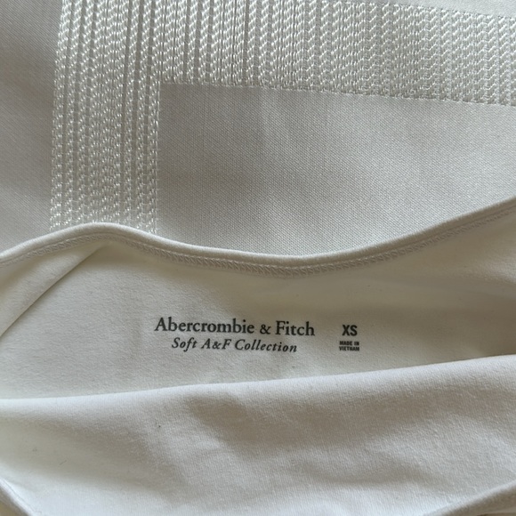 Abercrombie & Fitch Seamless Tank Bodysuit - Picture 5 of 5